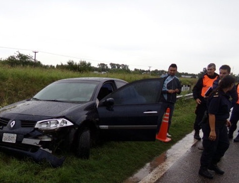 3-vehículos-involucrados-en-accidente-en-la-8-1