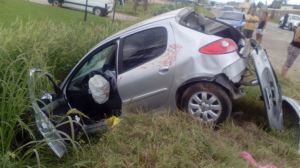 Peugeot-choque-ruta-8