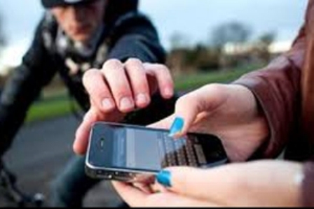 thumb_54f45c51b7arrebato celular