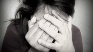 mujer-llorando-y-sufriendo-i01090002350889100000000
