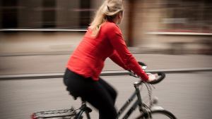 andar-bicicleta-podría-afectar-salud-sexual-mujer
