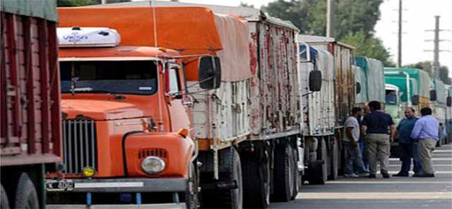 Amenaza-a-camioneros.Ilustrativo
