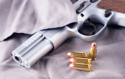 handgun-50045492