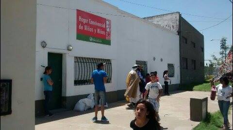 15909892_632468750259149_216650806_n