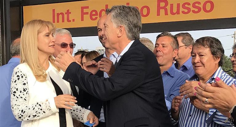 not_881799_05_104653_m