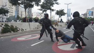 0000000000000000000000000000.