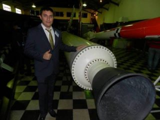 Juan-Emilio-Leon-Nasa-320x240