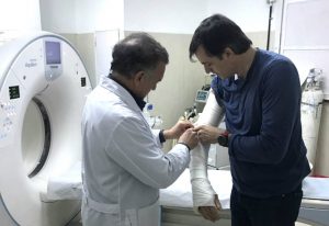 esteban-bullrich-yeso