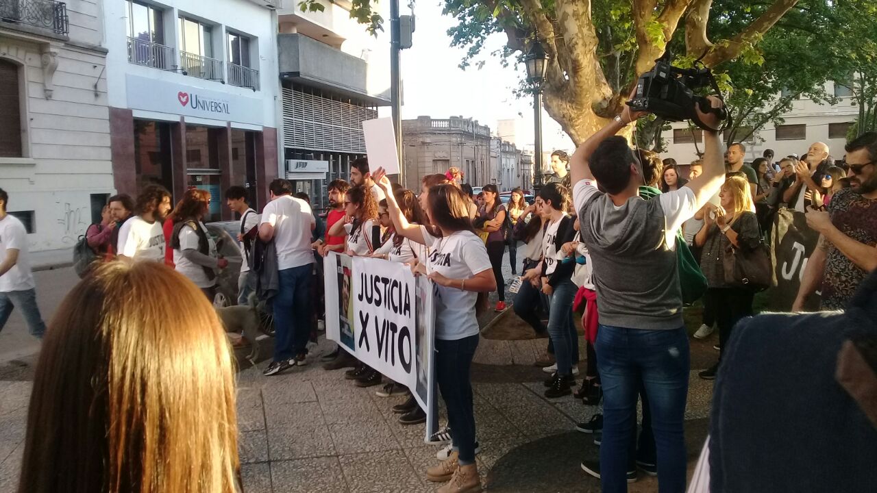 b4b2abd9-acee-4de9-999c-502c24a28fe6