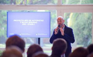 DIETRICH EN LA FIRMA DE CONTRATOS DE PARTICIPACIÓN PÚBLICO PRIVADA