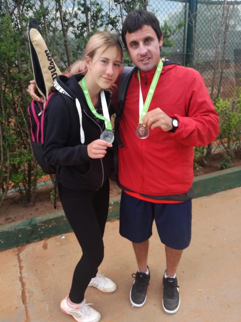 2b721360-052a-410b-b749-6dc5609c2592