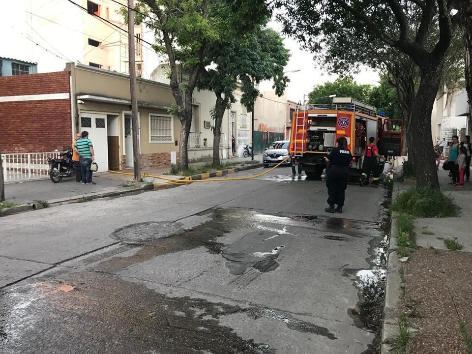 44023364_2052547731725212_996520566875750400_n