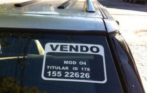 plotter-sticker-calco-vinilo-cartel-vendo-auto-x-1-unidad-D_NQ_NP_818601-MLA20374575229_082015-F