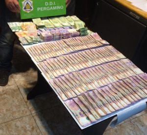 d254eeb6-896f-469e-9dbe-483c82a5dab5