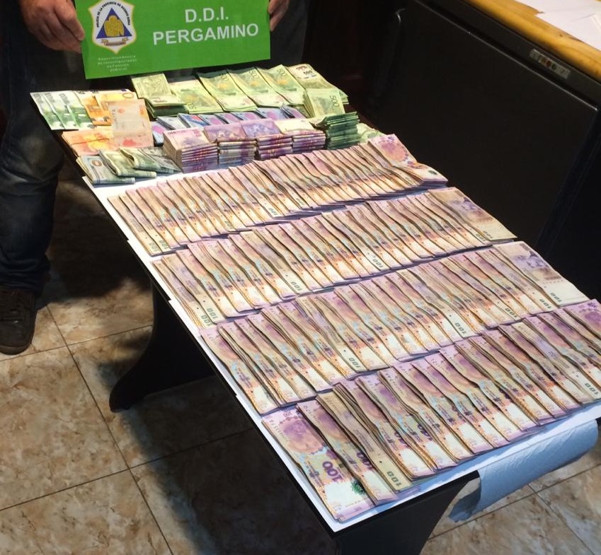 d254eeb6-896f-469e-9dbe-483c82a5dab5