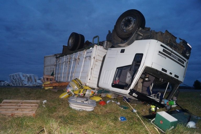 8-6-chivilcoy-vuelco-768x511