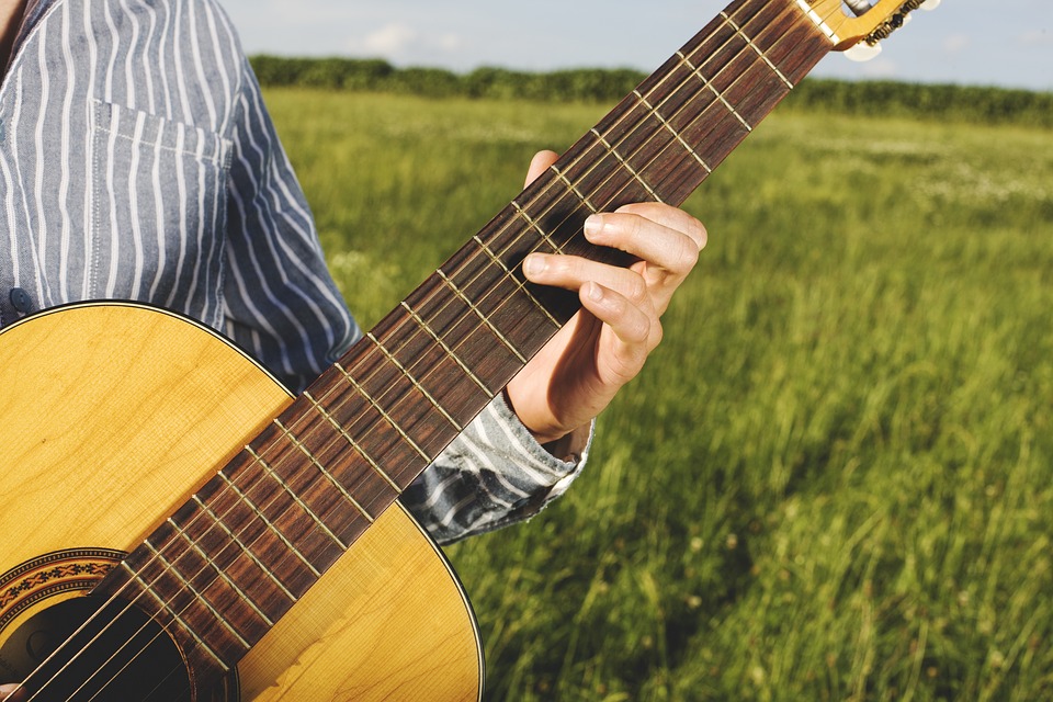 guitar-1911574_960_720