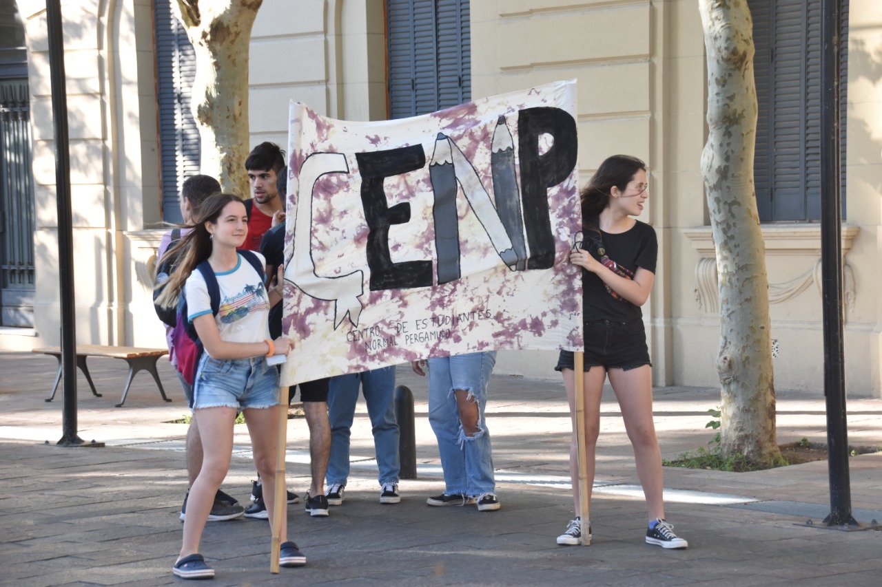 475eee5c-ef88-4161-97fe-772f7487b54e