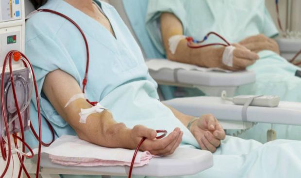 dialisis-en-el-embarazo-un-factor-de-riesgo-que-se-puede-superar-1206_620x368