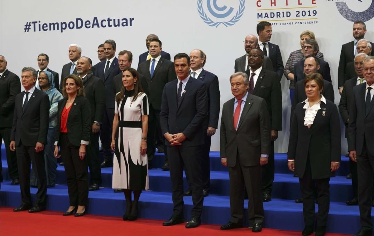 foto-familia-cumbre-del-clima-madrid-1575284919330