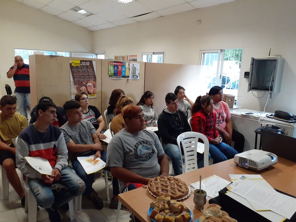 Capacitacion bromatologia (1)