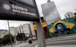 brasil-coronavirus-mural-15849281814370a5c4bf1
