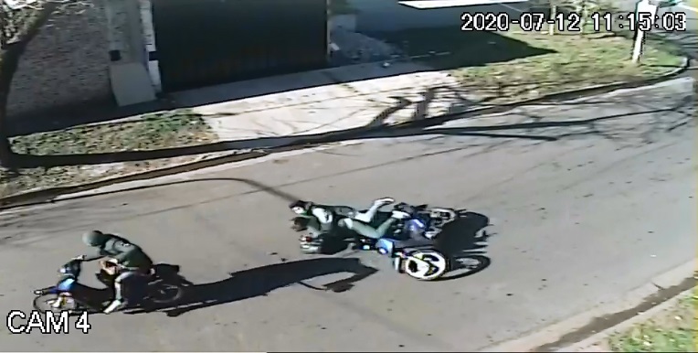 1e101dce-3c2d-4e2a-adb9-c3fd66584fad-2