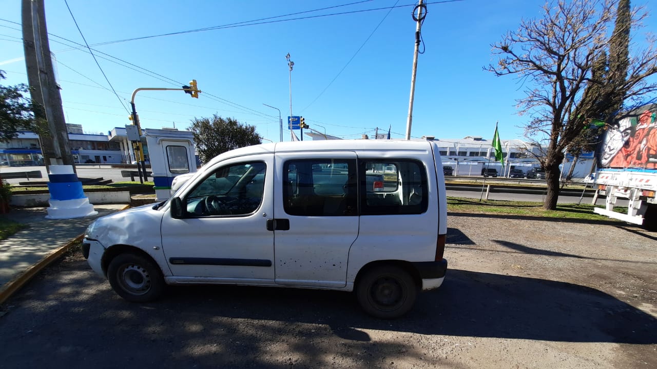 df7eee34-0f14-46a2-bf44-8210426458c7