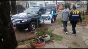 ministerio_de_seguridad-_la_policiia_federal_desarticula_una_red_de_pedofilia_en_internet_3