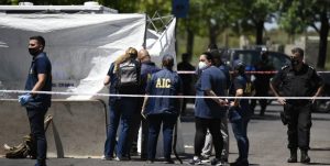 0ef578c9-ffe5-40e6-bc9d-60898d7081b5