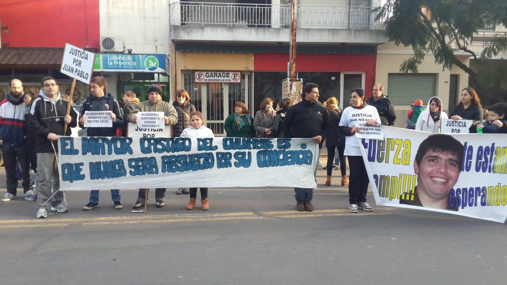 13680407_10154419350273885_183076990432665101_o (1)