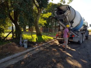 alumbrado público en el Barrio Villa Alicia 2