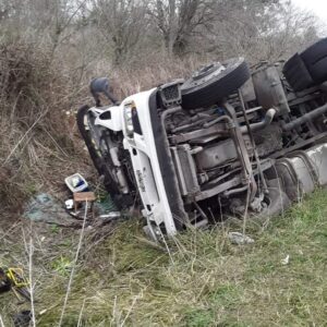 camion vuelco urq fon 2