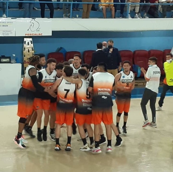 pb primera victoria LA