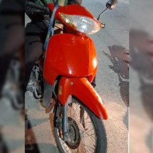 moto roja