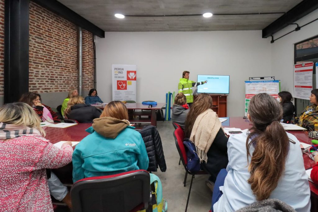charla