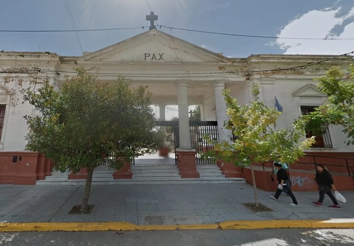 cementerio-pergamino-frente-690