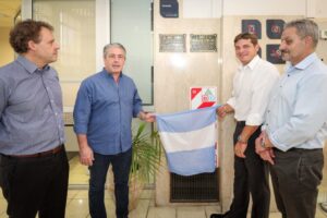 descubrimiento-de-placa-200-anos-banco-provincia-3-1536x1025