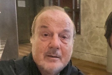 fFGYdUE1T_360x240__1