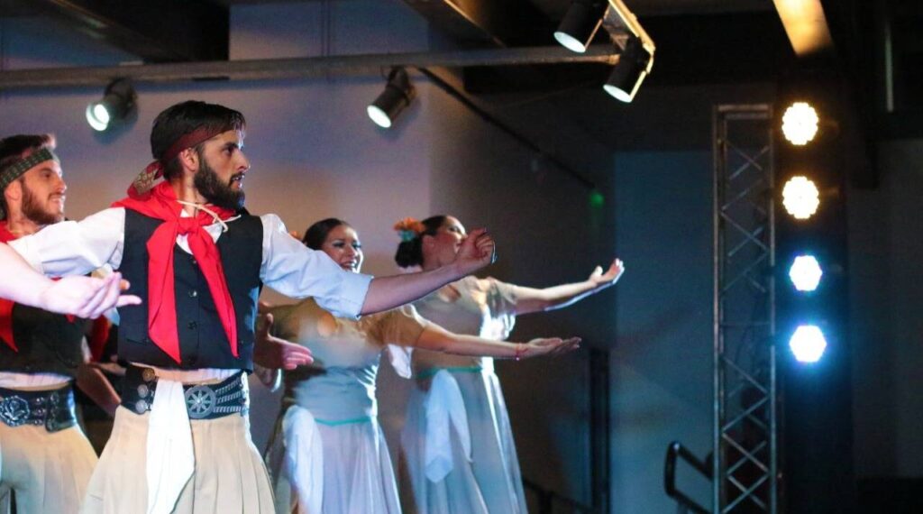 Cuerpo-Municipal-de-danzas