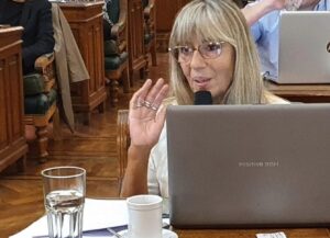 bbx_718904643_1_laura_clark__1_