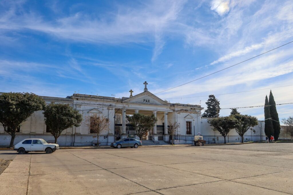 cementerio tapa
