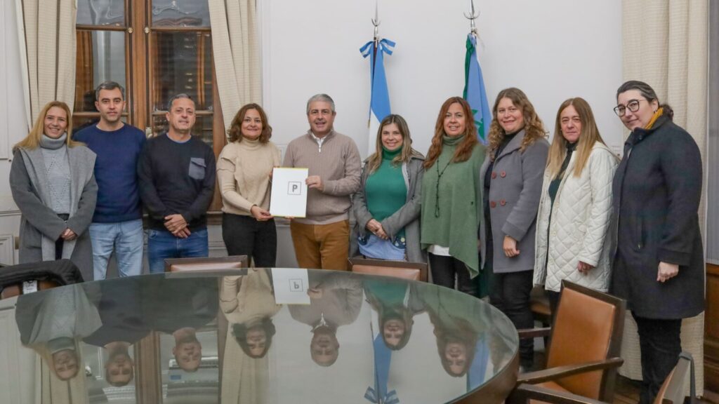 fondo educativo tapa