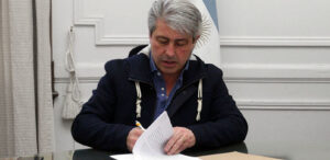 javier-martinez-firma