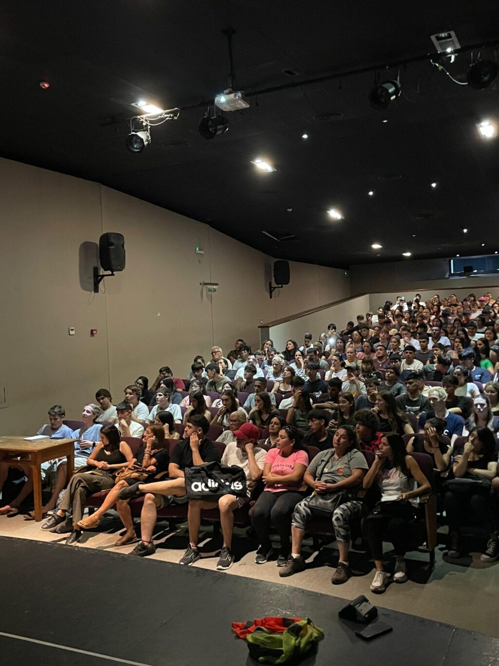 charla tapa