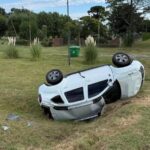 Pergamino-Volcó una Renault Duster en la bajada del Puente de Fontezuela y una mujer fue hospitalizada