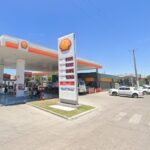 Violencia en una estación de servicio: agredieron a un playero por cumplir con la ley que prohíbe el despacho de nafta sin casco