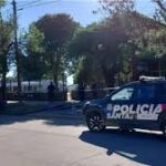 Conmoción en Santa Fe: un alumno entró armado al colegio, mató a tiros a un compañero e hirió a otros dos